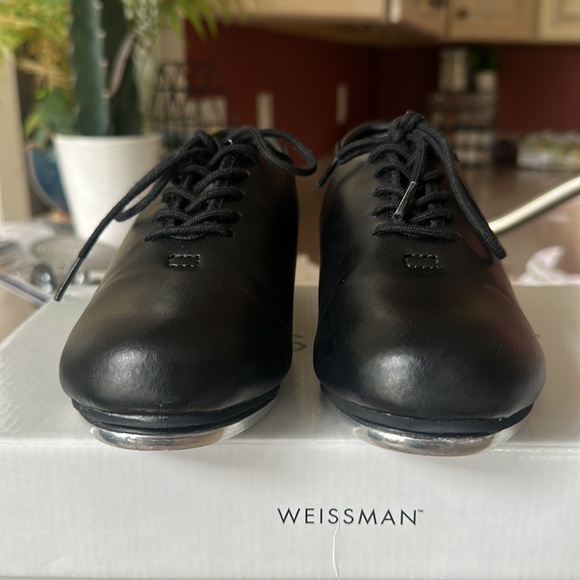 Weissman Lace-Up Tap Shoe
W1600 - 5AM - Picture 5 of 8